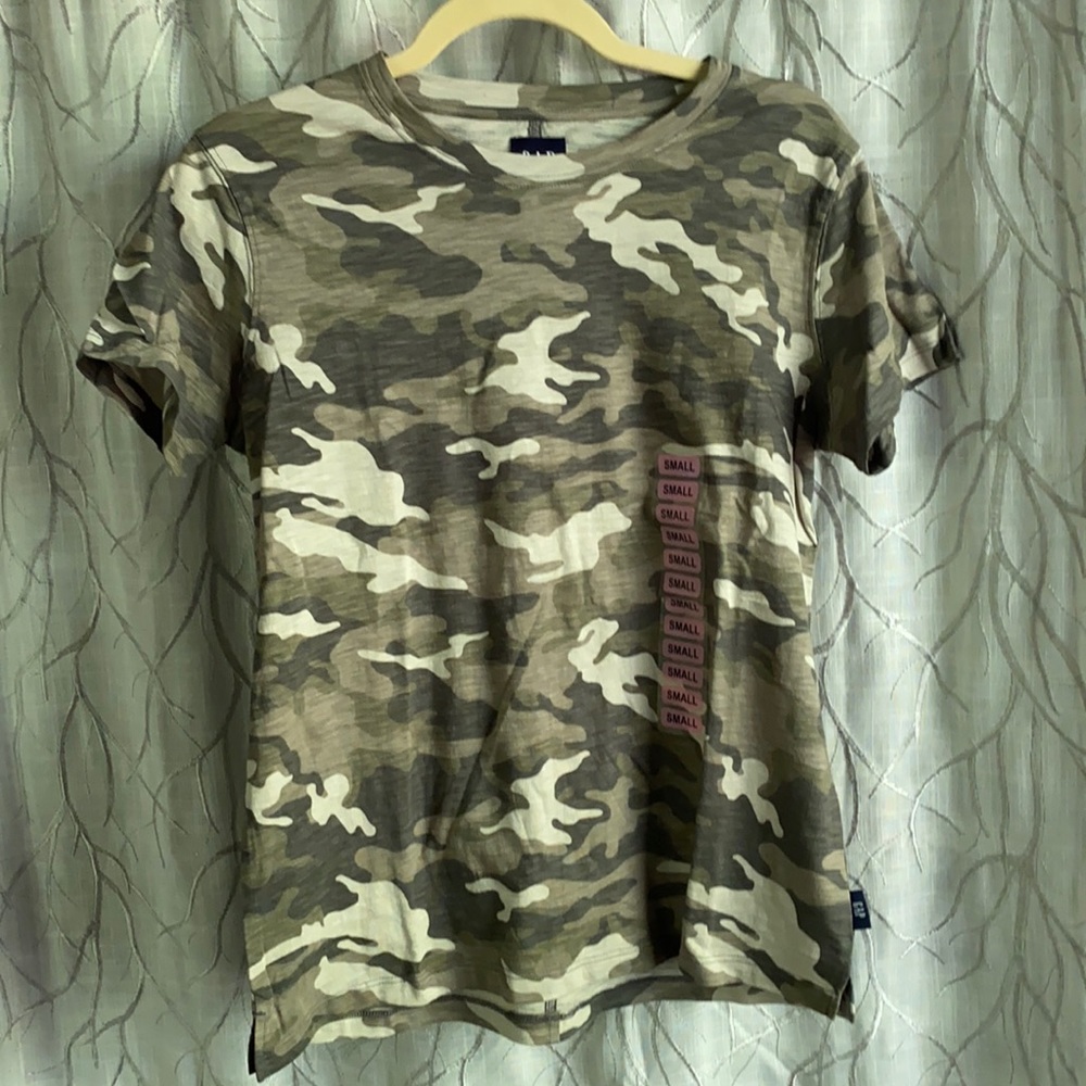 Camo tshirt